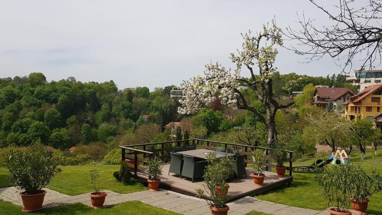 Pensiunea Toscana Brasov Bagian luar foto