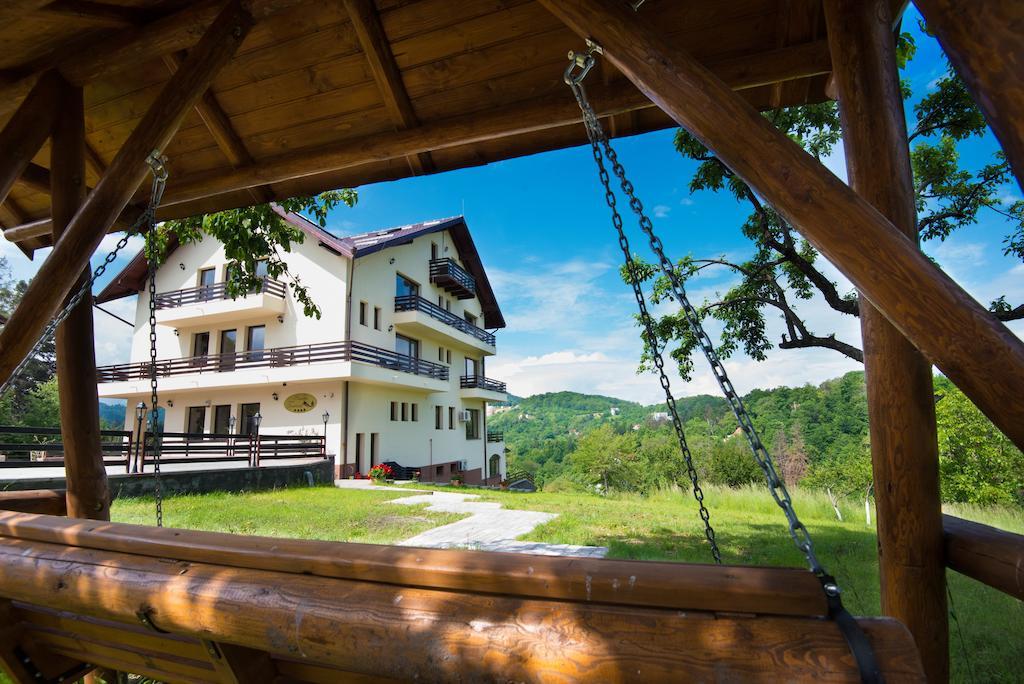 Pensiunea Toscana Brasov Bagian luar foto